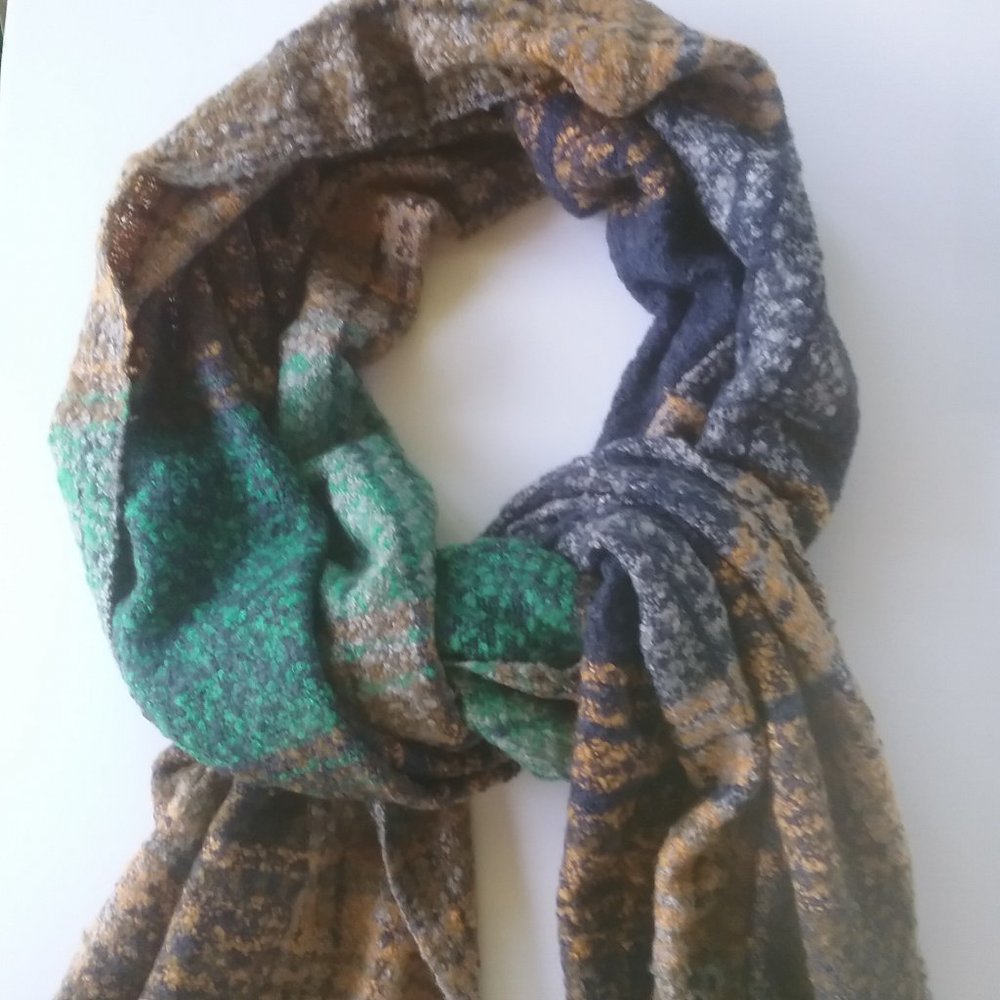 Look Collection acrylic scarf; multi color; NWT